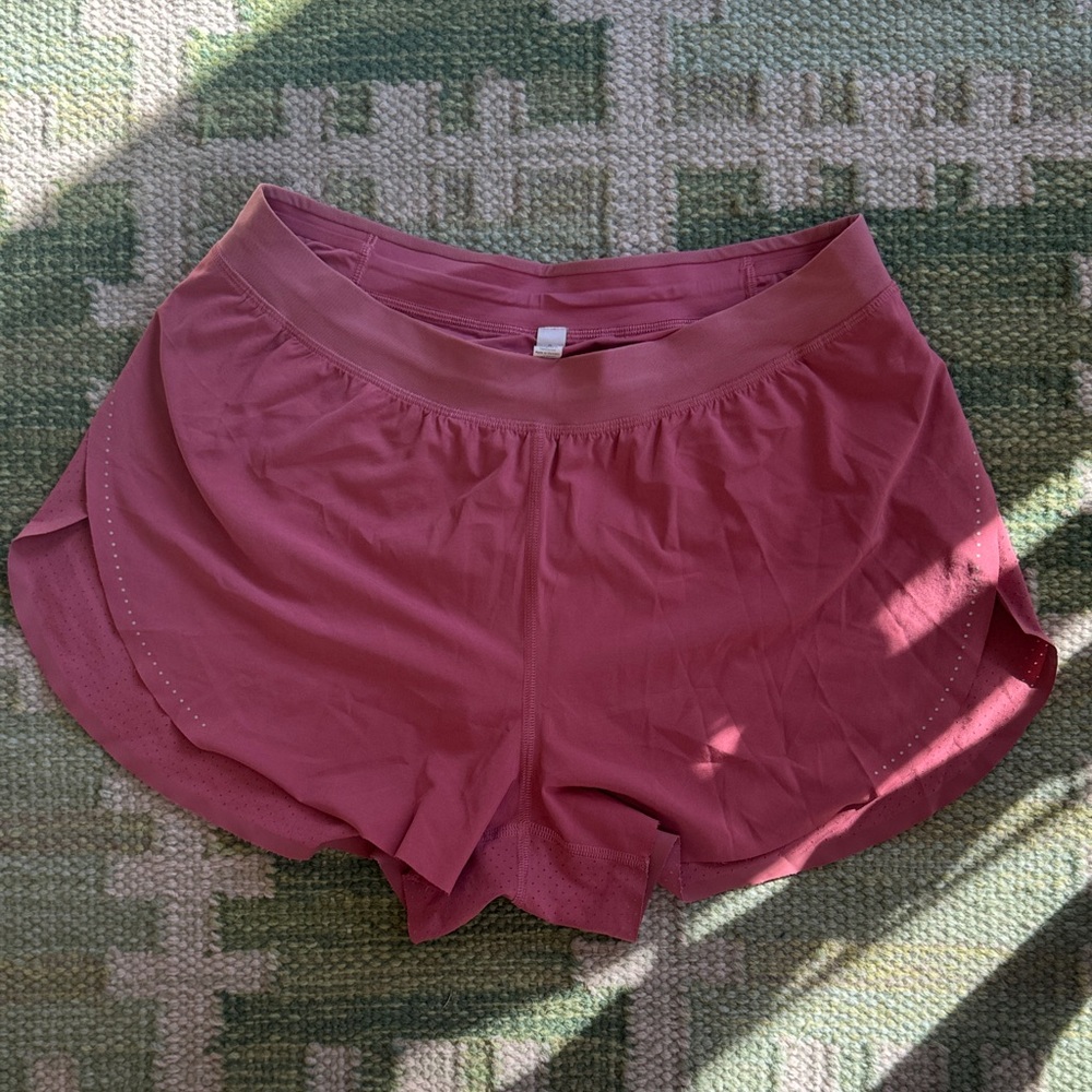 Lululemon Find Your Pace Short